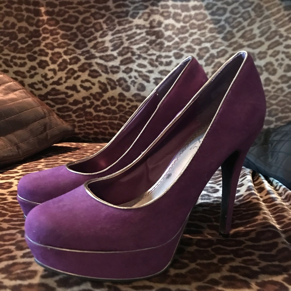 Rouge helium platform shoes